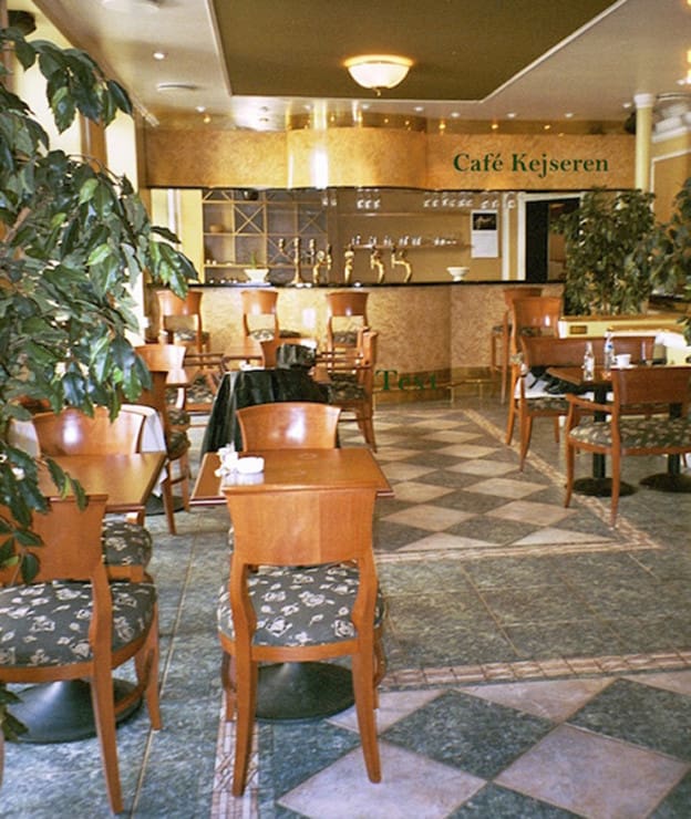 cafe_kejseren_luxurious_restaurant