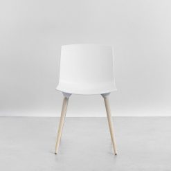 Andersen Furniture TAC Stuhl - Plastik