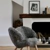 Pelican Chair – Gotland Sheepskin_8