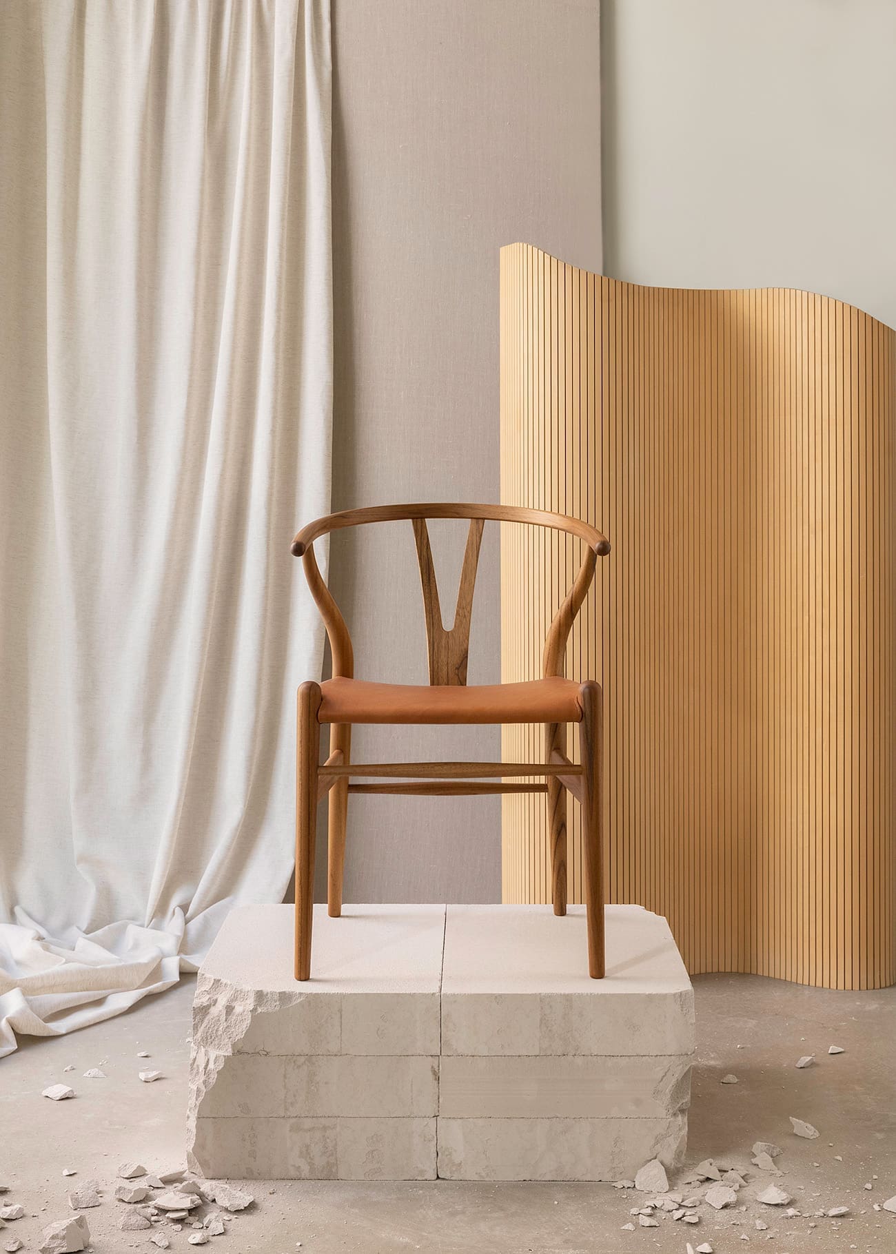 Carl Hansen & Søn - CH24 Birthday Edition 2022